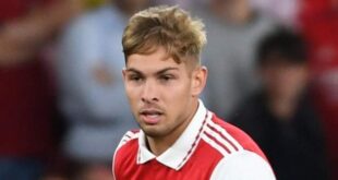 Arsenal midfielder Emile Smith Rowe sidelined after groin operation