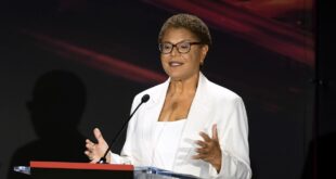 LA mayoral candidate Karen Bass insists gun storage, registration '100% legal' in debate