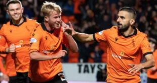 Dundee Utd 1-0 Hibernian: Liam Fox's side off bottom of Scottish Premiership after frantic clash