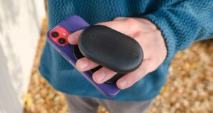 PopGrip JumpStart review: what if a battery bank were also a PopSocket?