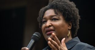 Stacey Abrams dodges abortion limit question: