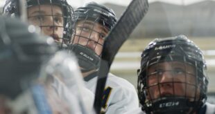 Inside 'bonkers' world of high-school hockey