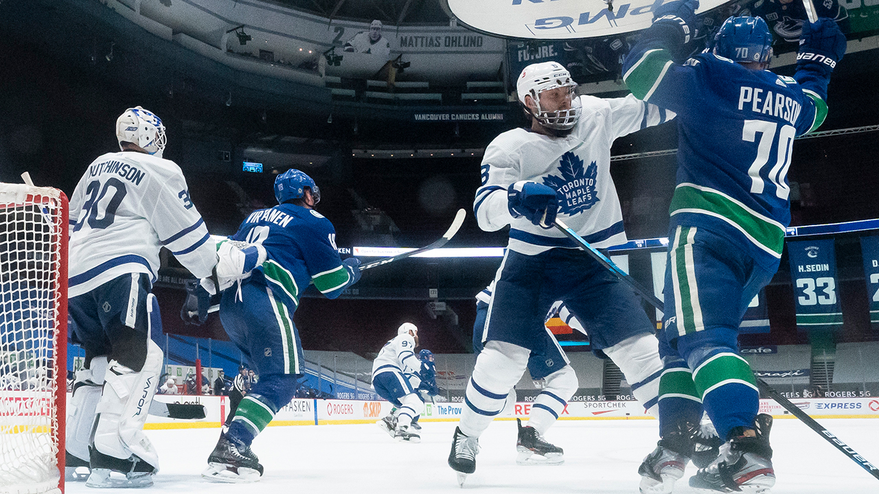 Toronto Maple Leafs vs Vancouver Canucks